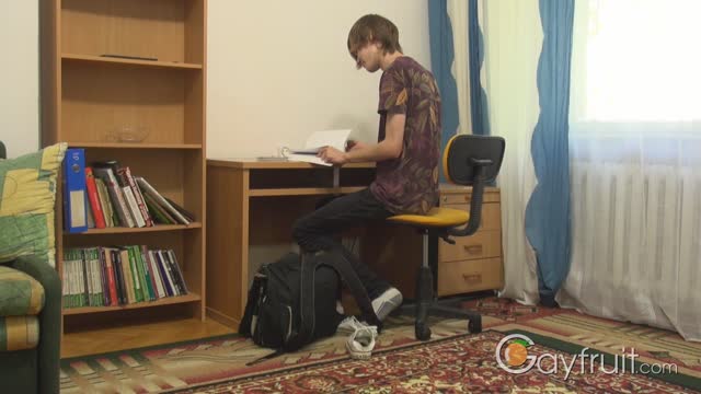 Brit Uncut Twink Solo