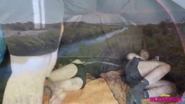 Camping sex
