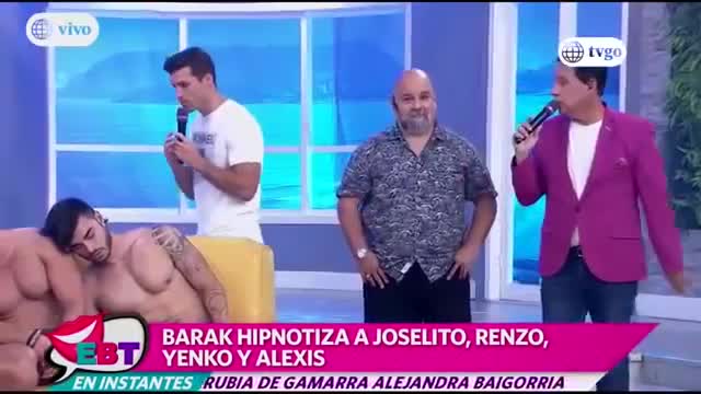 Shirtless muscular brazilian guys    (no nude)