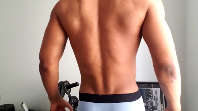 Muscle Flex Hot