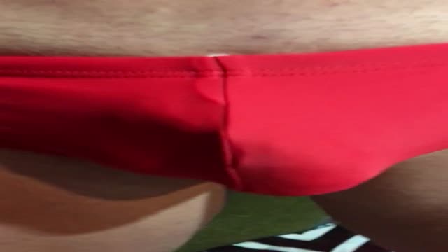 Edging hot tradie