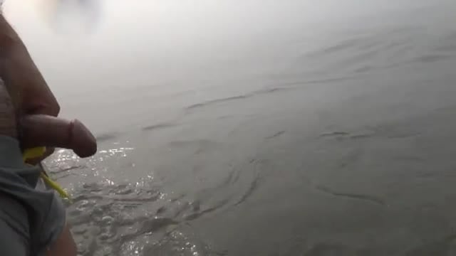 Chinese uncle find to fuck
