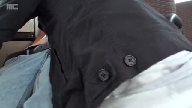JAPANESE TWINKS SEX IN THE BUS