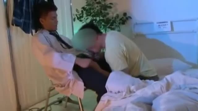 Japanese Doctor - GayForIt.eu - Free Gay Porn Videos - Hot japanese doctor and his patient  have sex