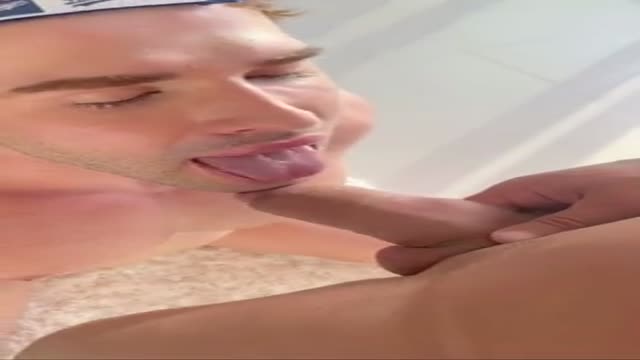 Imanol Brown fucks LorenzO