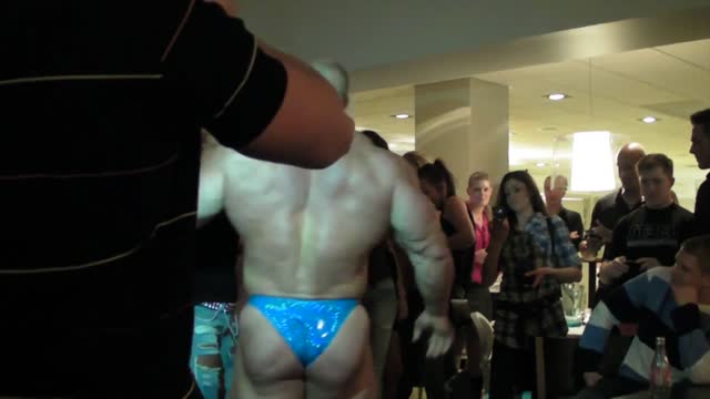 Martin posing and flexing