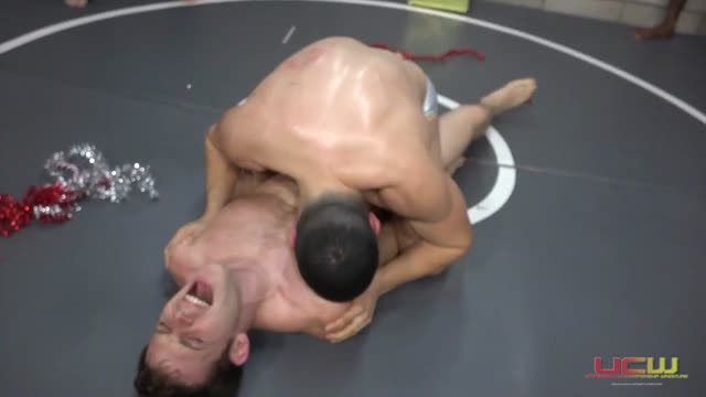 nero chews on Kenny 4