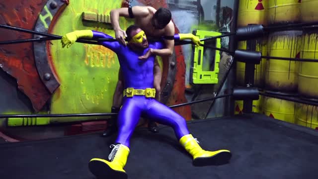 Hunks Wrestling