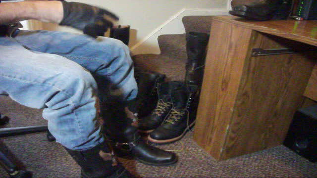 Raymond Lamb Cleveland Solo with boots cumshot