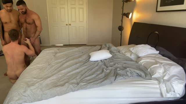 Best Threesome With Johnny & Ricky