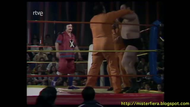 Vintage Spanish wrestling match