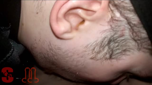 hot str8 guy gets served