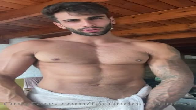 muscle hunk nice