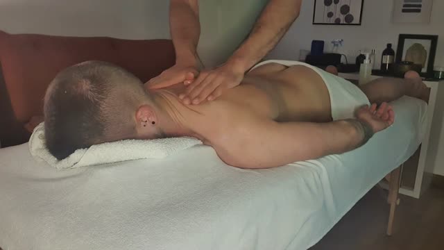 Sexy massage to a hot guy