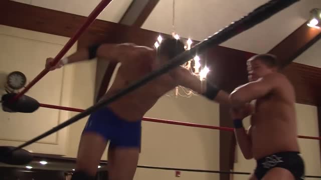 Mickey Webb VS Anthony Greene