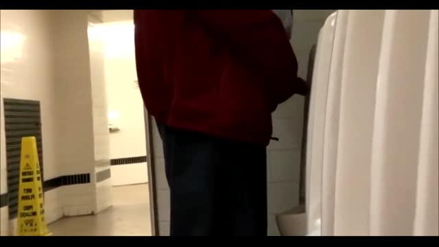 Urinal Cruising