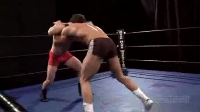 muscle wrestle