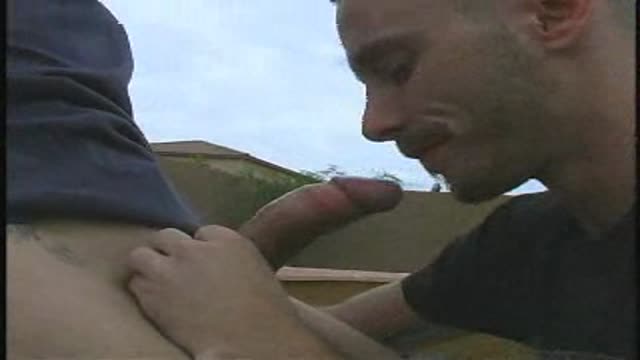 skater gets best blow job ever 
