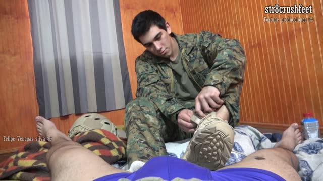 Footjob : STEVE Soldier