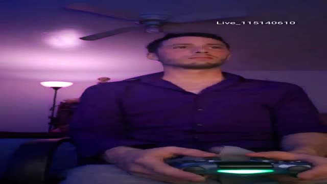 Gamer gets horny