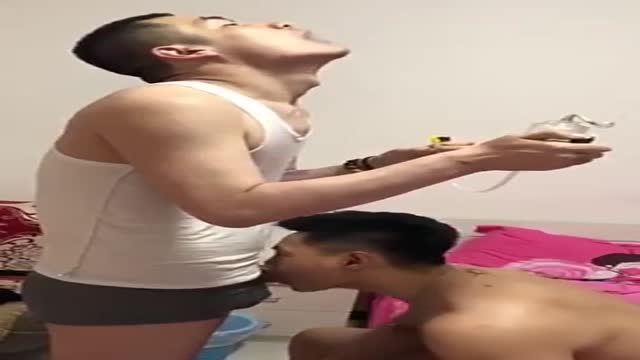  Asian