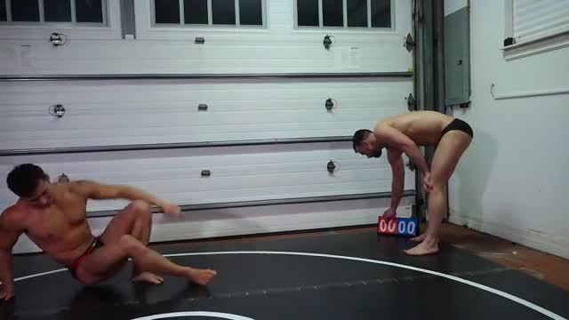 2 HOT white boys wrestling