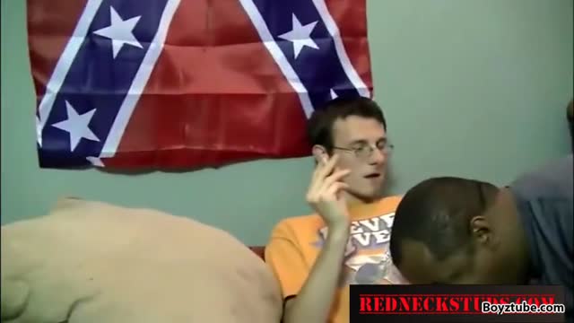 White Trash Buddies do Gay4Pay