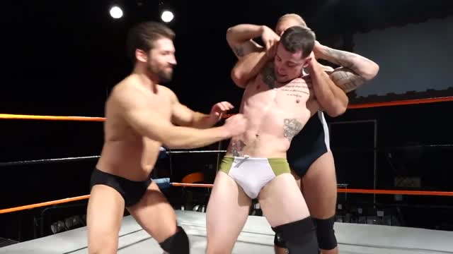 2 heels vs 1 jobber