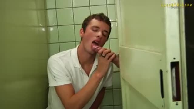 loads of straight euro lads cock in public toilet gloryhole