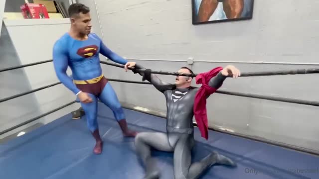 Super Hero Battle