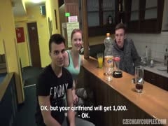 Straight guys get money to fuck