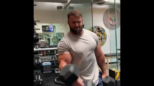 Sexy Bodybuilder