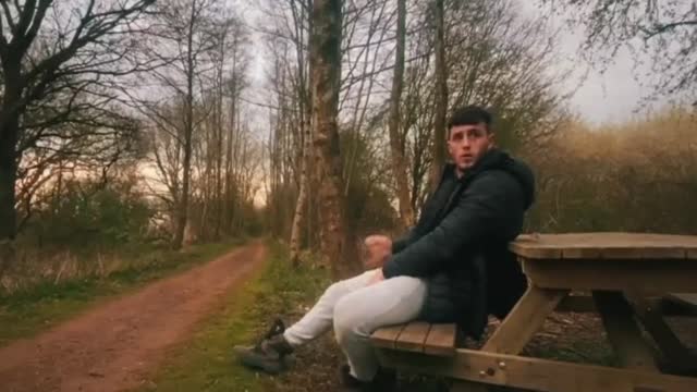 str8 chav has wank in public park